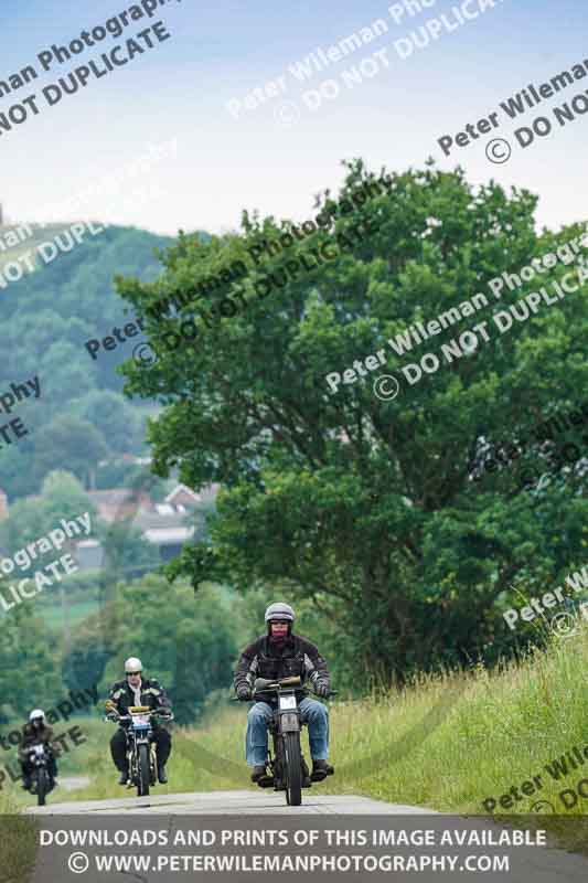 Vintage motorcycle club;eventdigitalimages;no limits trackdays;peter wileman photography;vintage motocycles;vmcc banbury run photographs